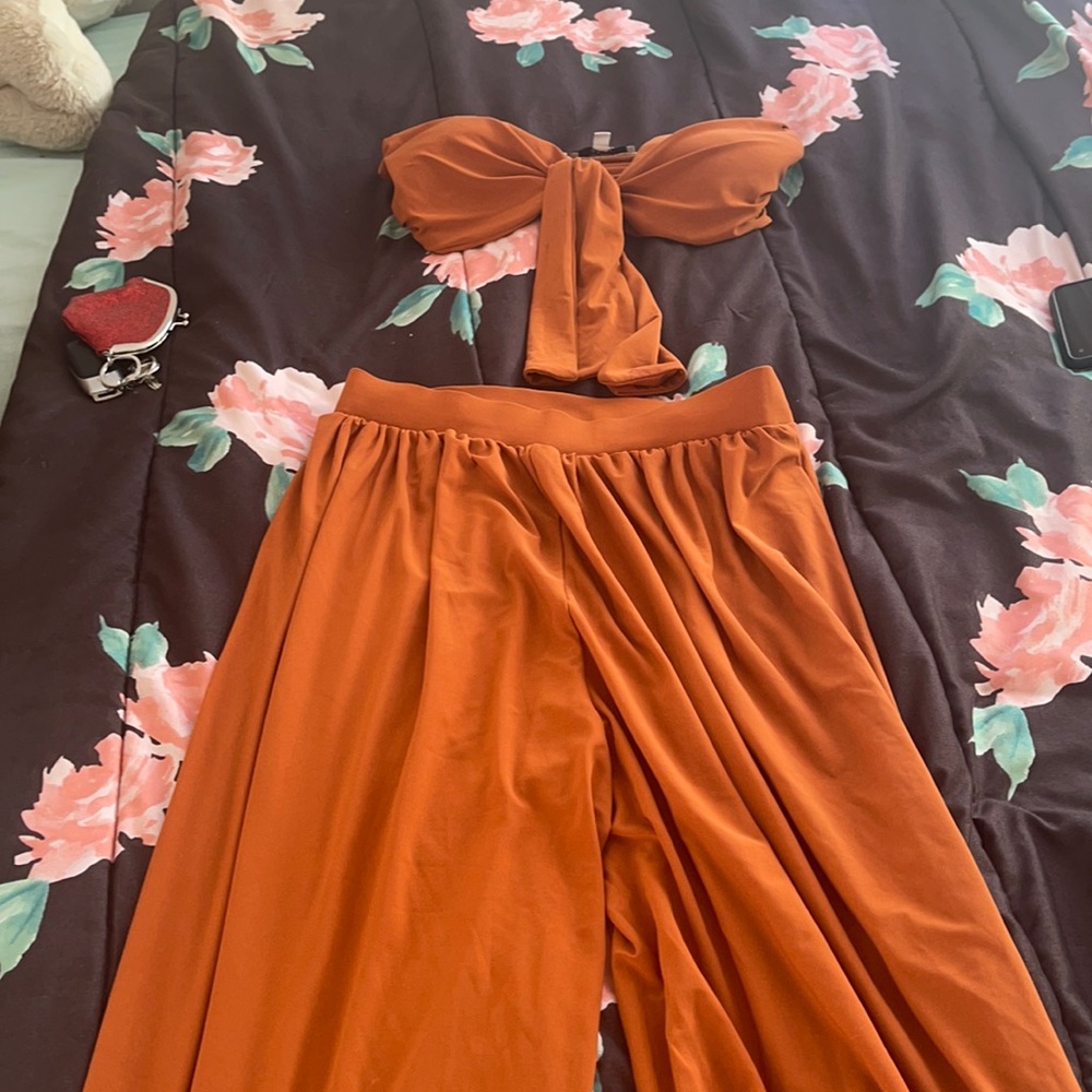 2 piece top and bottom